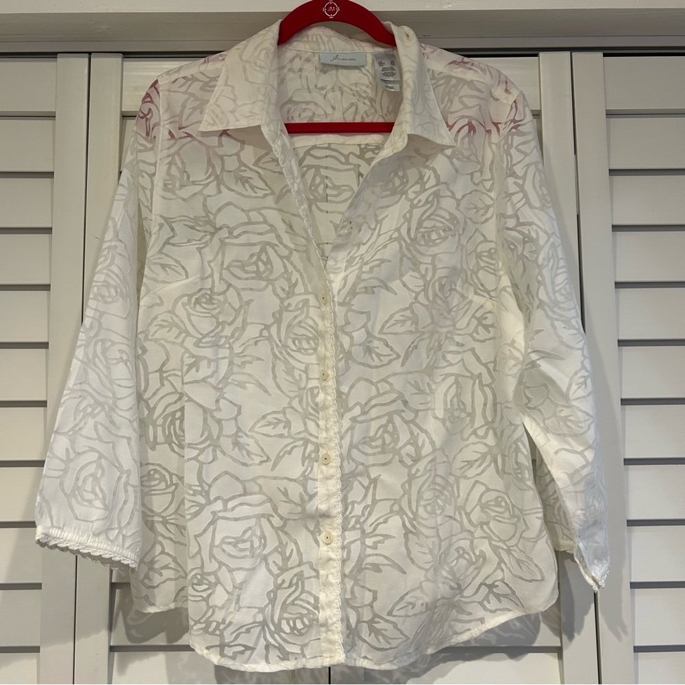 🌺 XL jh Collectibles white sheer floral blouse